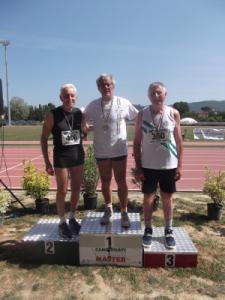 Mario Armano sul gradino più alto del podio